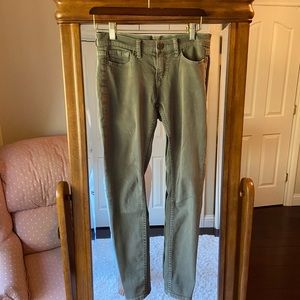 BDG Low-Waisted Skinny Jean